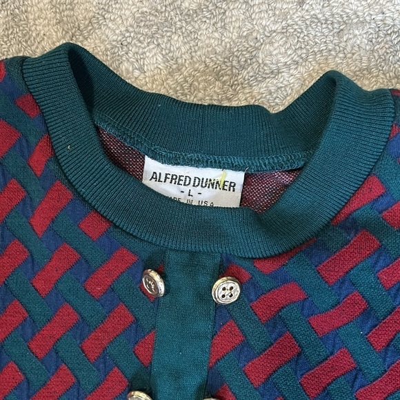 Woman’s Red and Green vintage Sweater Large - Picture 2 of 5